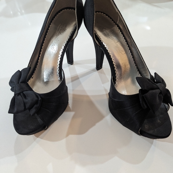 NWT Michelangelo heels from David’s Bridal - Picture 3 of 6